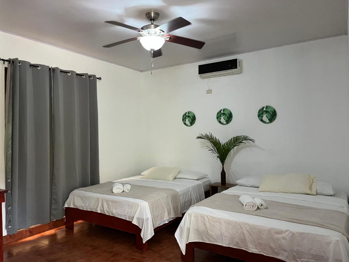 La Jungla Bed and Breakfast Puerto Carrillo Buitenkant foto