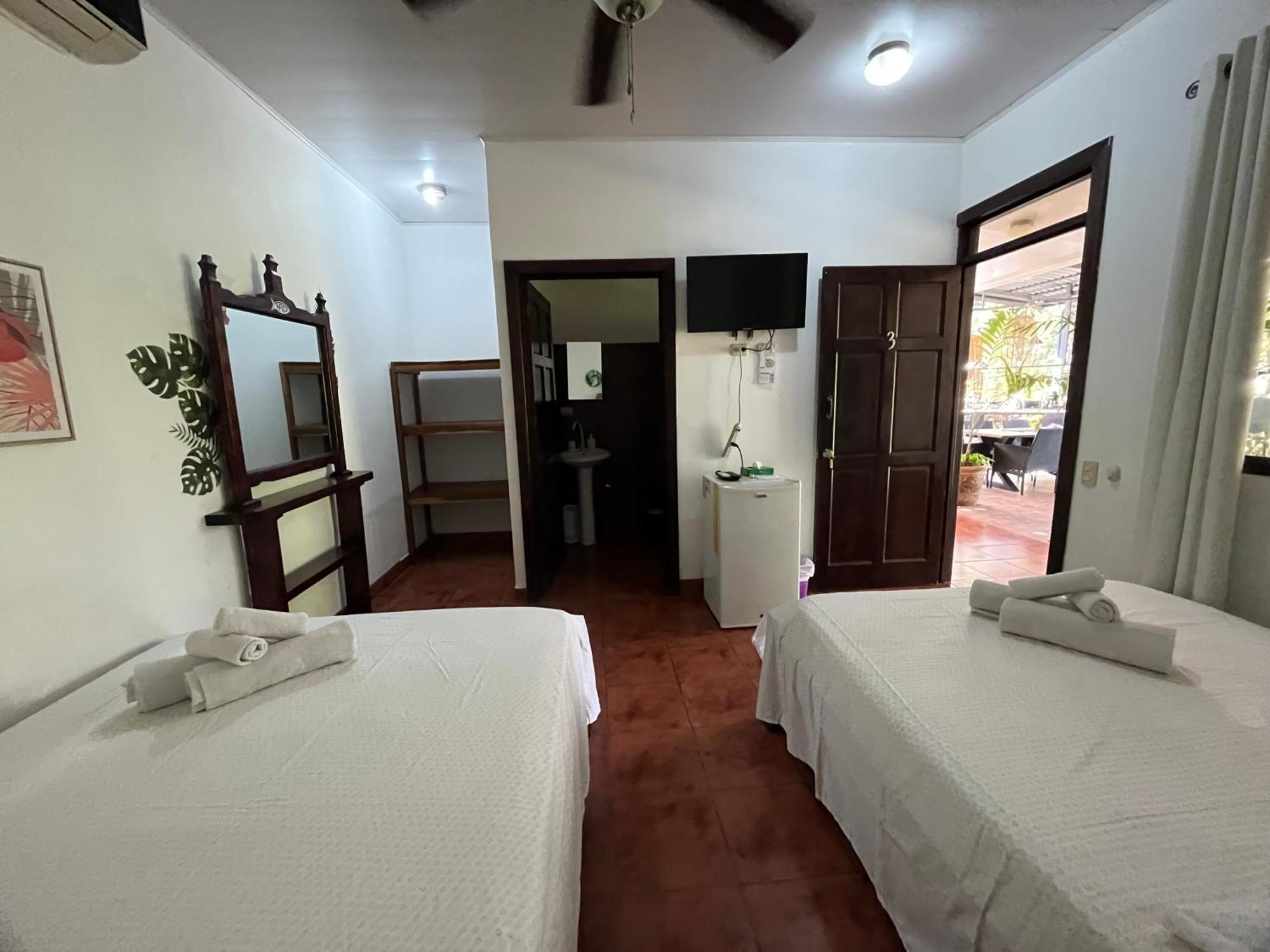 La Jungla Bed and Breakfast Puerto Carrillo Buitenkant foto
